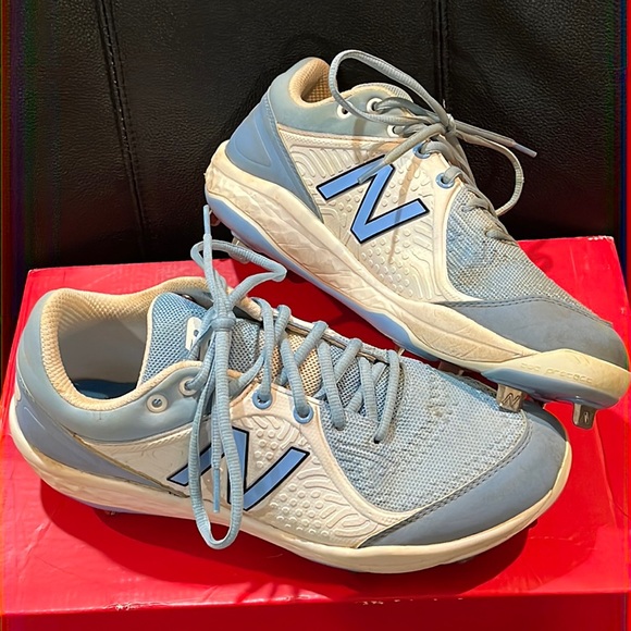 New Balance Baseball Low Metal Cleats 